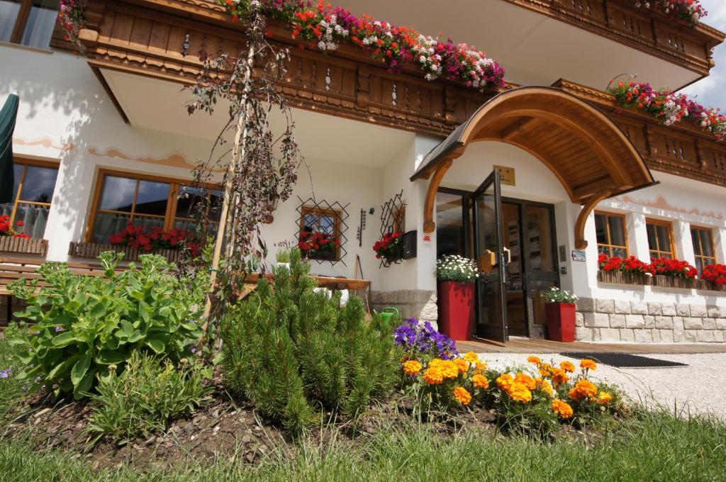 Garni Tofana Hotel Corvara In Badia Exterior foto