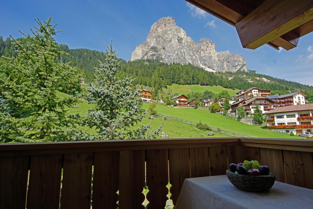 Garni Tofana Hotel Corvara In Badia Exterior foto